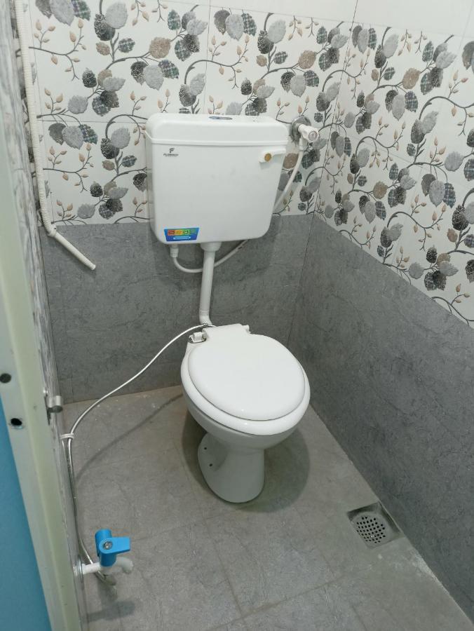 Baba Guest House Ujjain Buitenkant foto