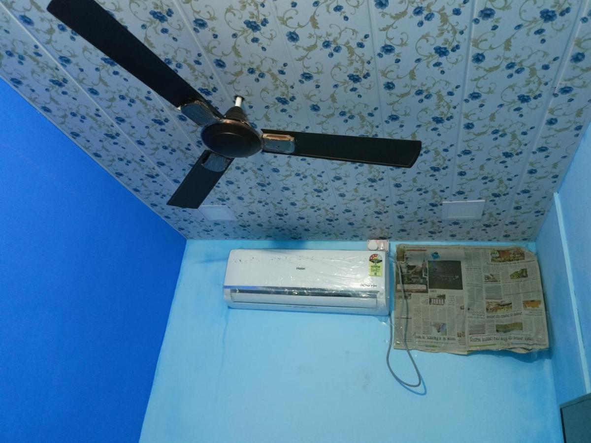 Baba Guest House Ujjain Buitenkant foto