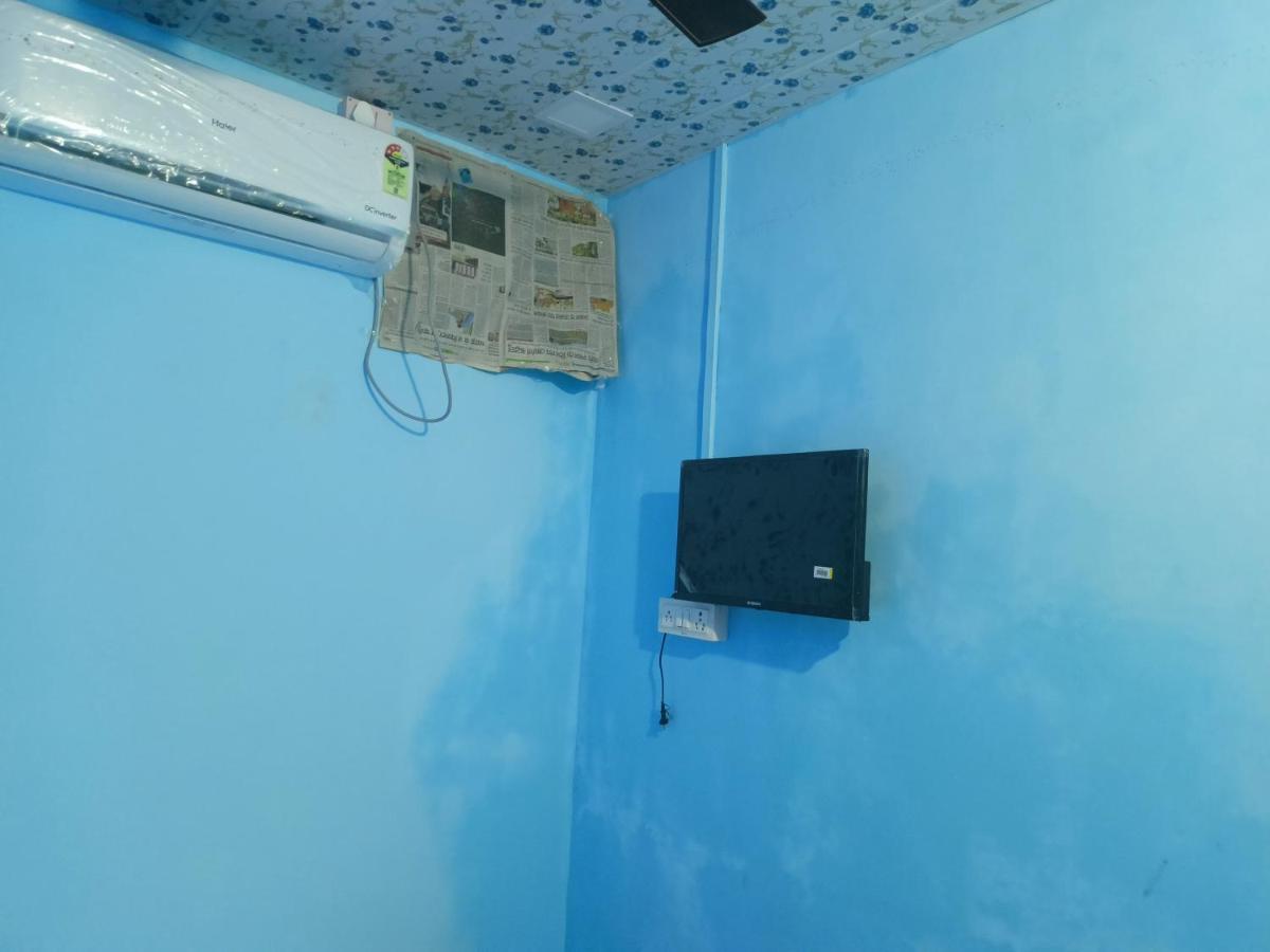 Baba Guest House Ujjain Buitenkant foto