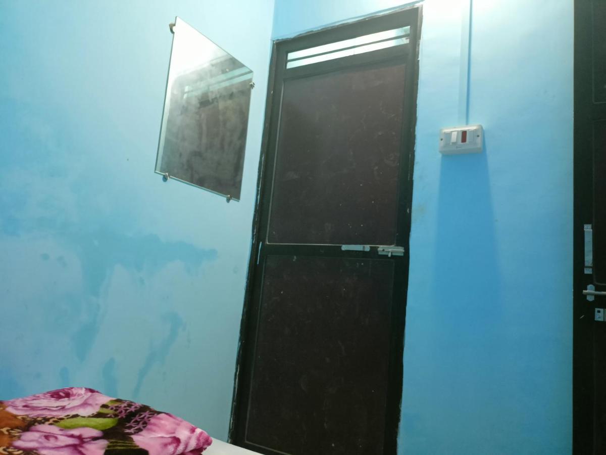 Baba Guest House Ujjain Buitenkant foto